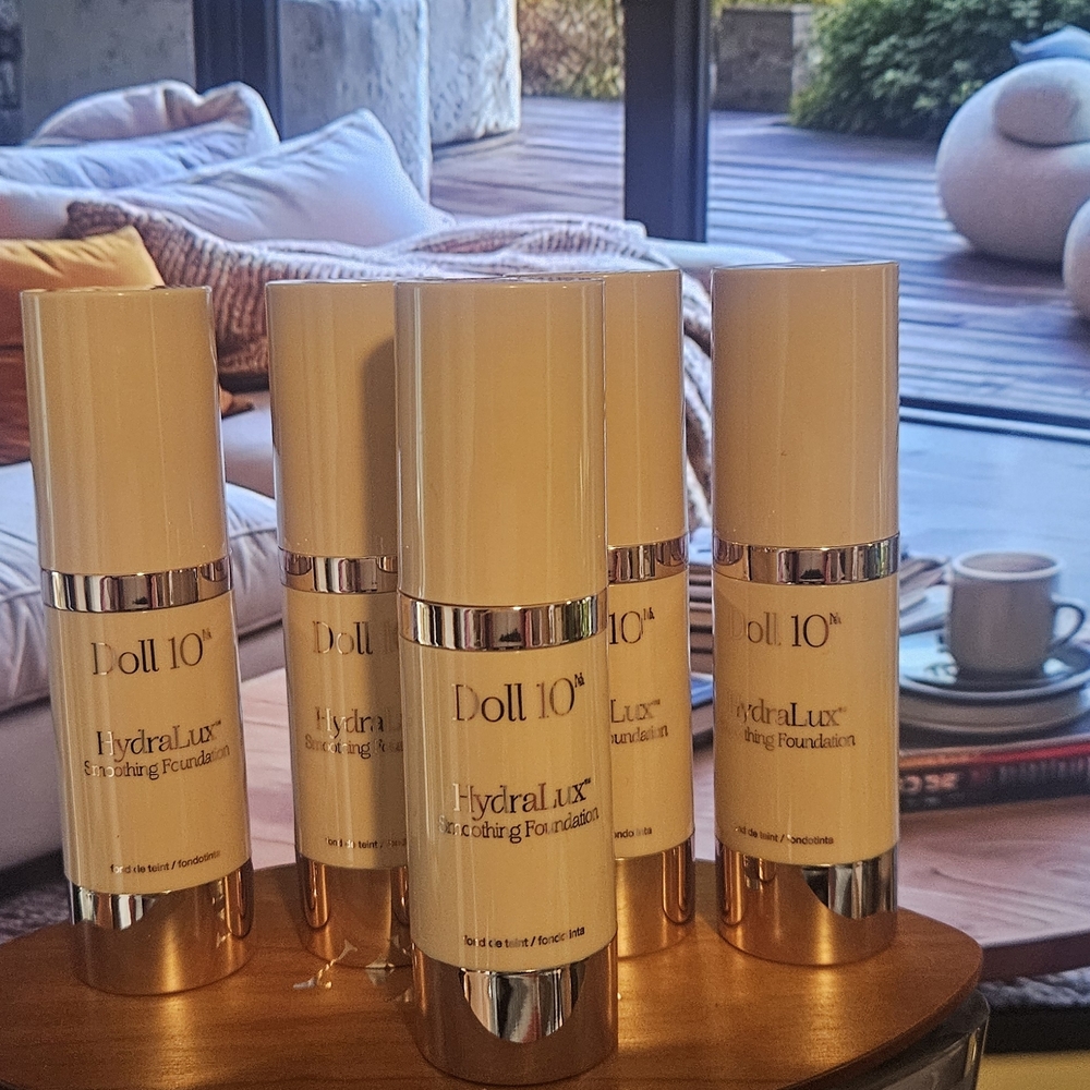Dollcake HydraLux Smoothing Foundation - Cream